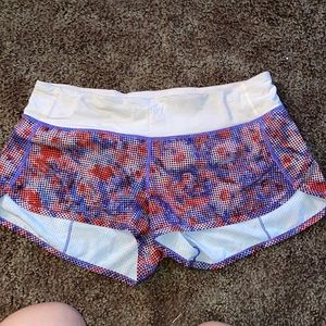 2.5” Lululemon speed shorts